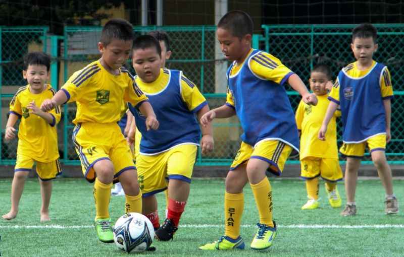 Tầm quan trọng của an toàn trong bóng đá trẻ em